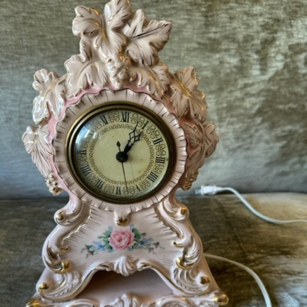 Decorative Vintage Oriental Porcelain Electric Clock.  Fully working